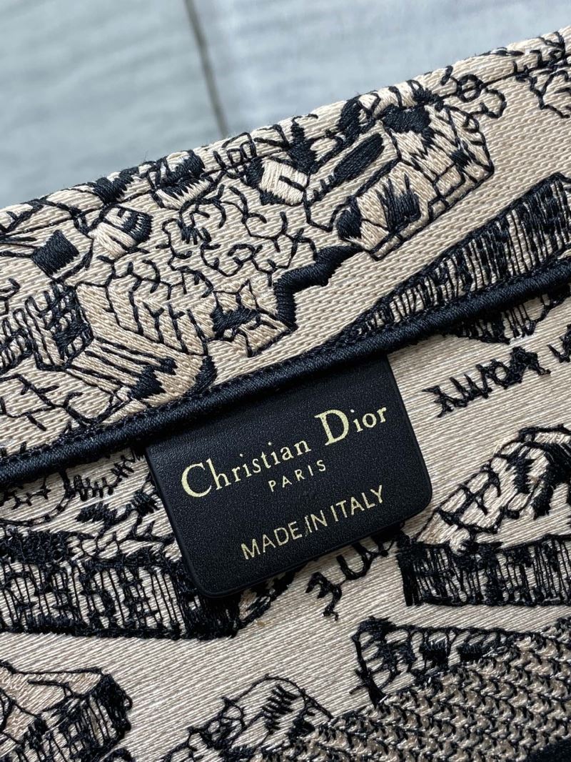 Christian Dior Shopping Bags